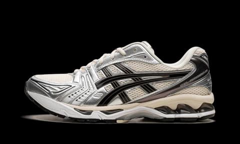Sneaker item