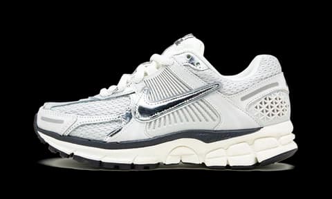 Sneaker item