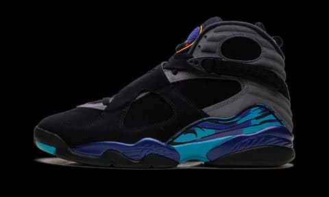 Sneaker item