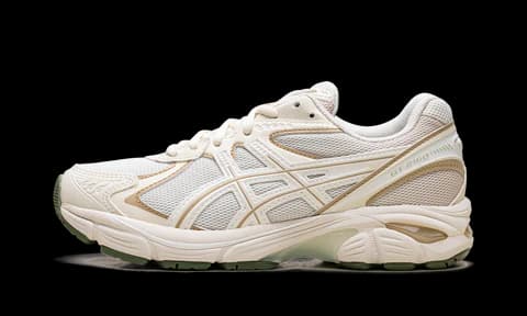 Sneaker item