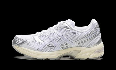 Sneaker item