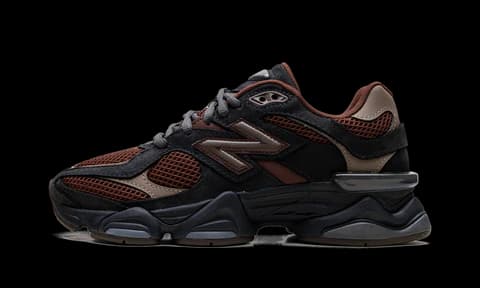 Sneaker item