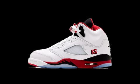 Sneaker item