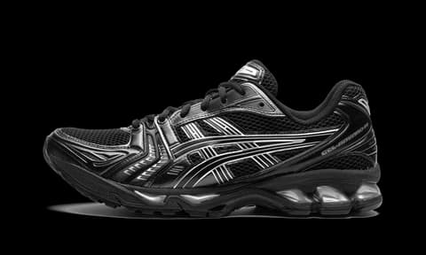 Sneaker item