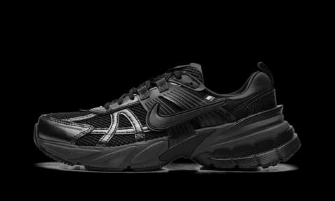 Sneaker item