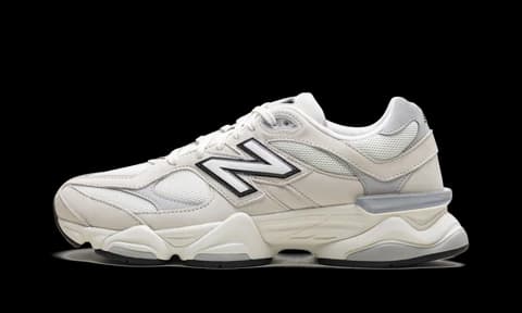 Sneaker item